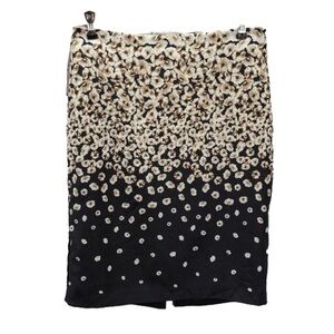 New York & Company Black Pencil Skirt with Cream Floral Ombre ⭐️SALE 2/$40